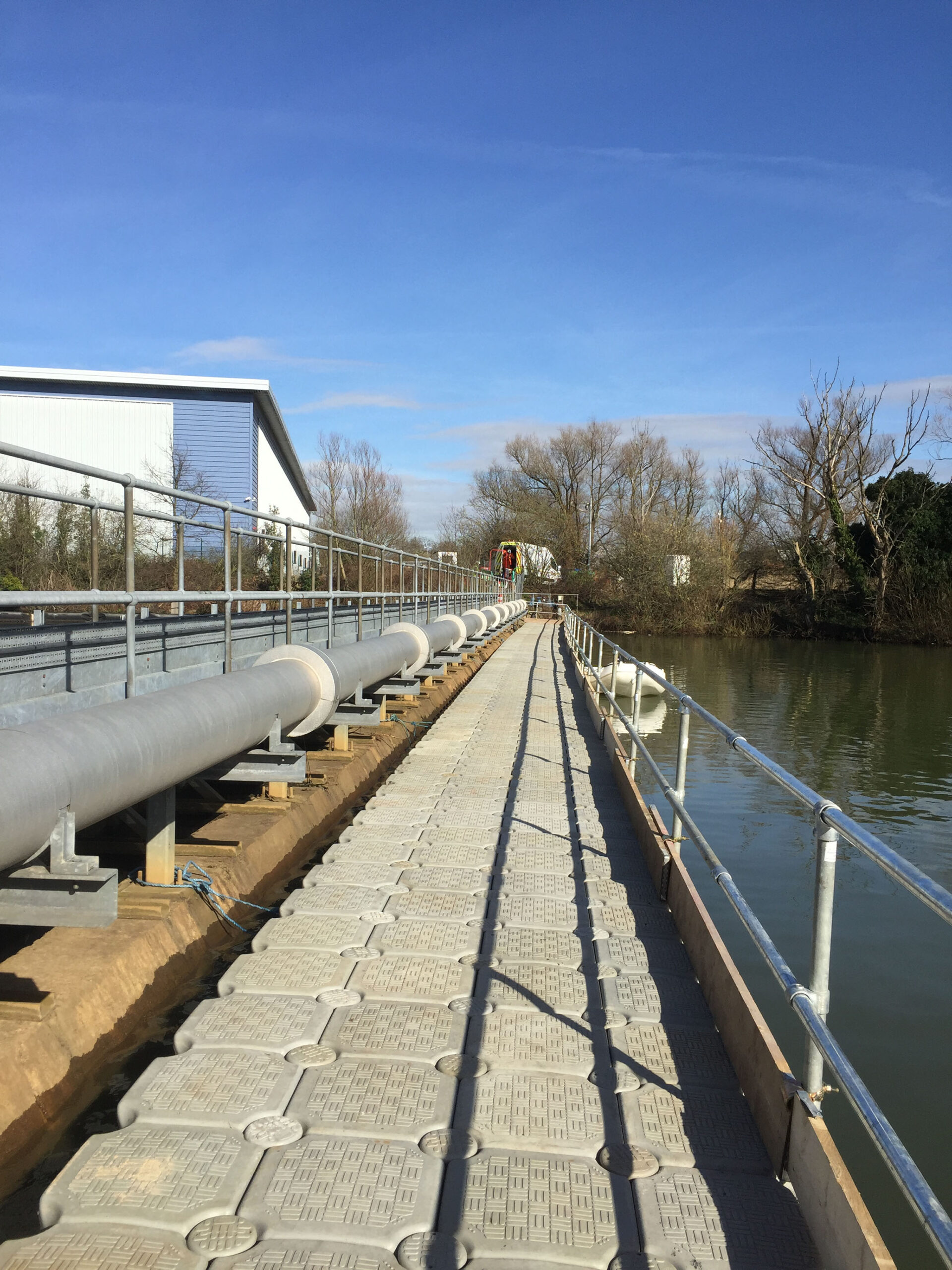 FPS modular floating access installed on a reservoir at Heathrow Airport